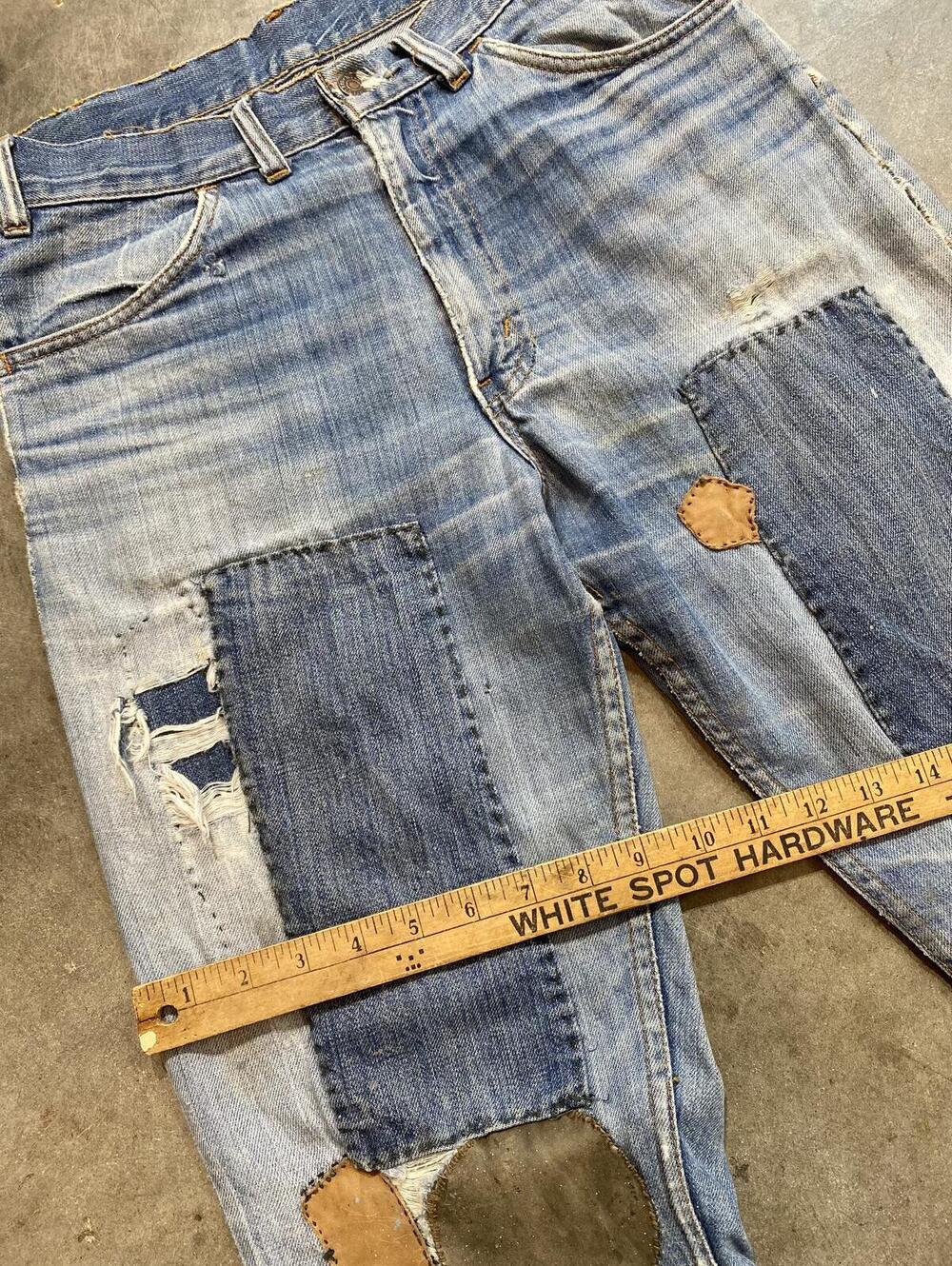 W31 Vintage 70s Levis custom patched hippie bellbottoms - Picture 14 of 14